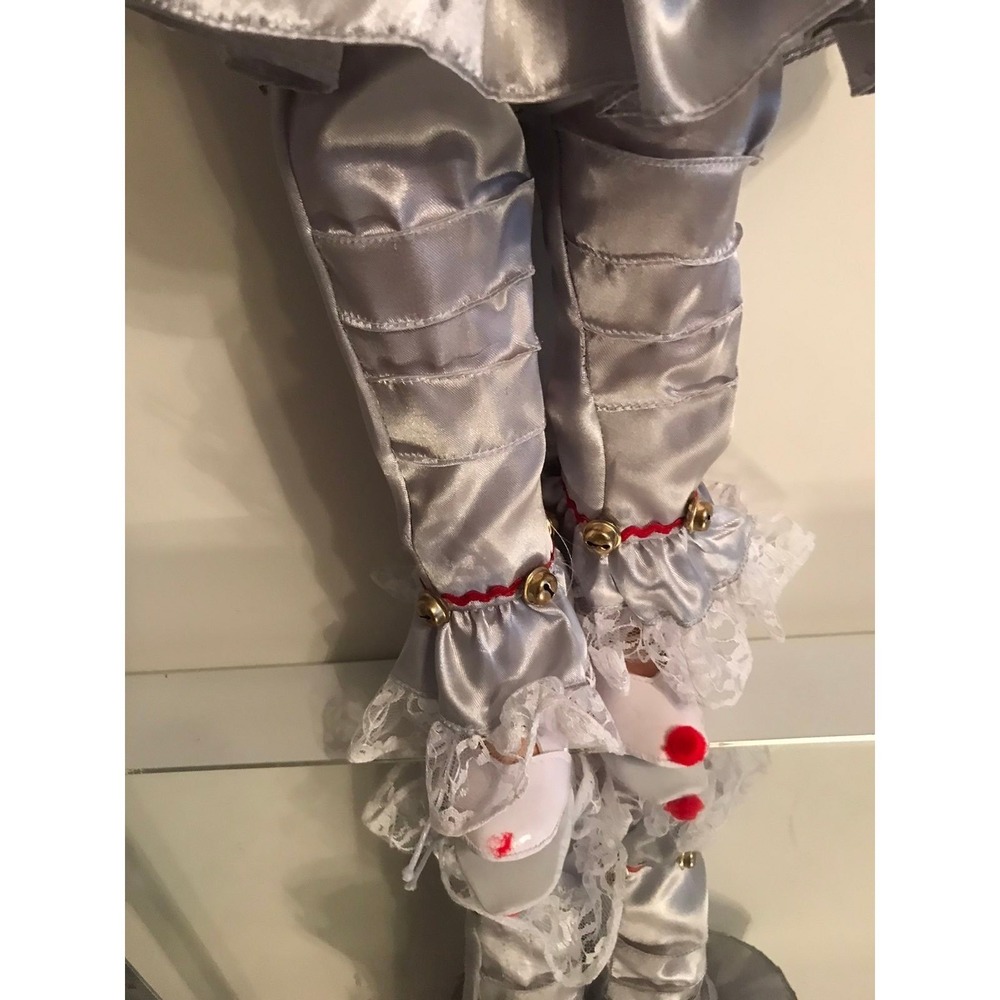 30 inch‎ pennywise doll RARE! - Picture 7 of 12